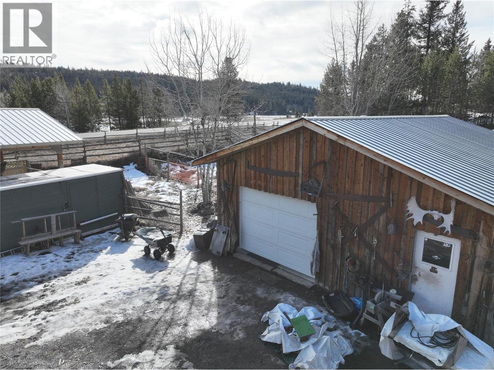 8230 Hwy 5A Highway, Merritt