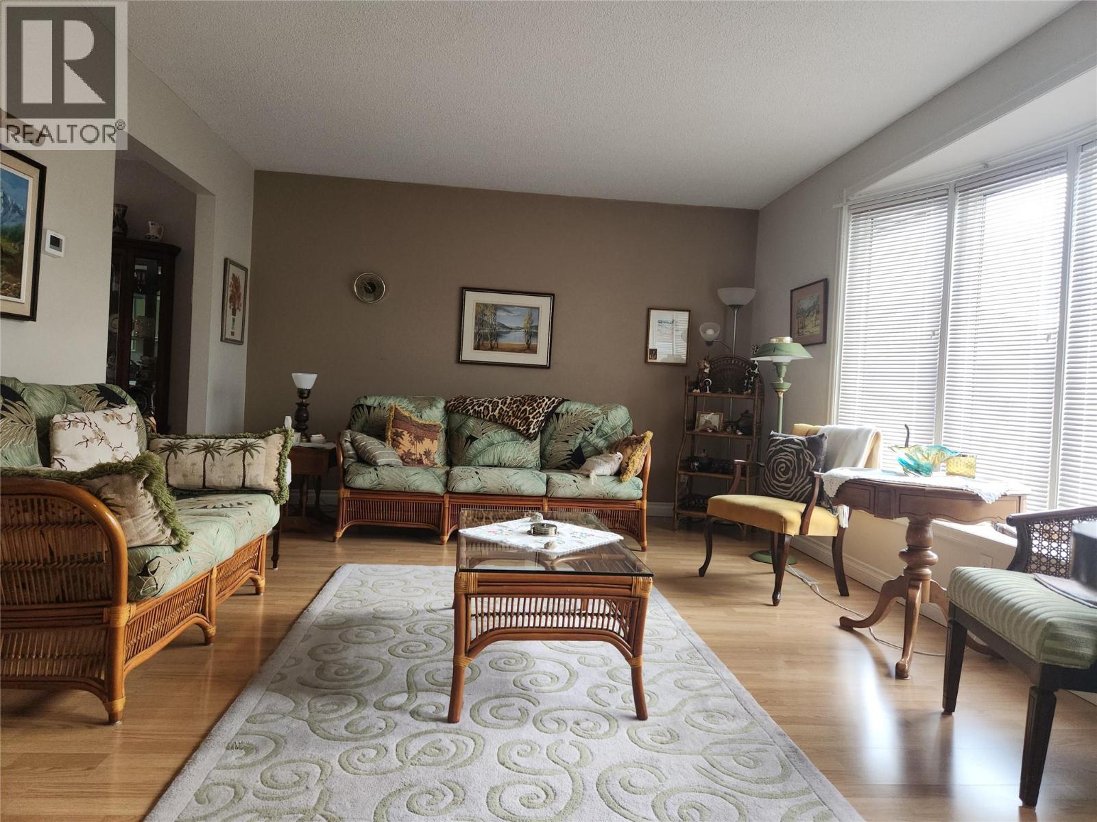 36 Finch Crescent - 3