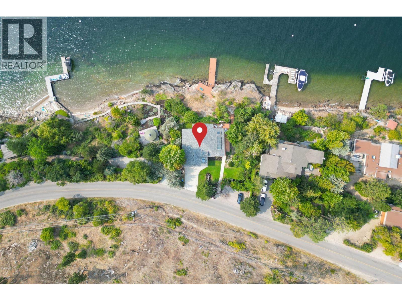 5538 Lakeshore Road, Kelowna