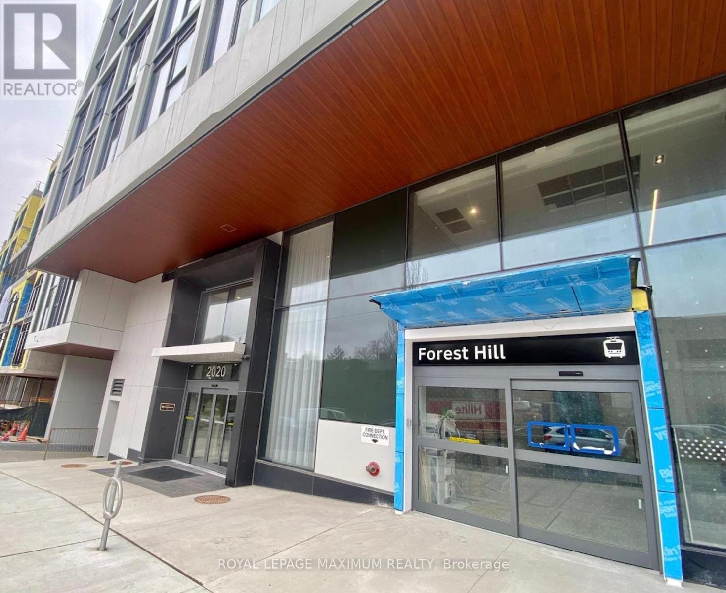 #201 2020 BATHURST STREET - 20