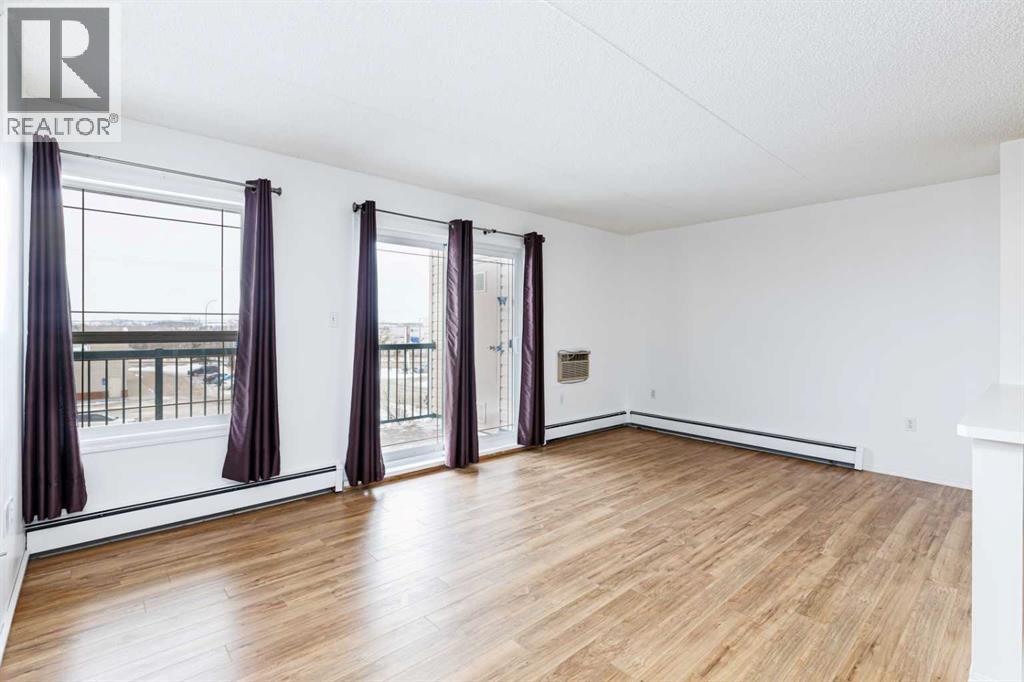 5102 48 Street, Lacombe