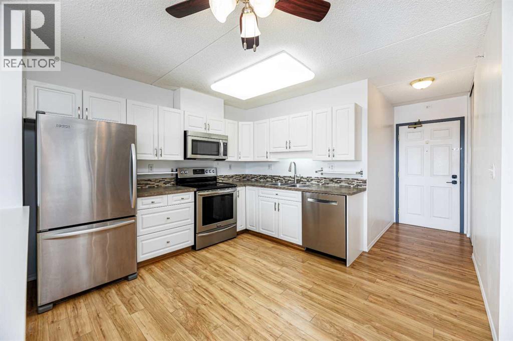 5102 48 Street, Lacombe