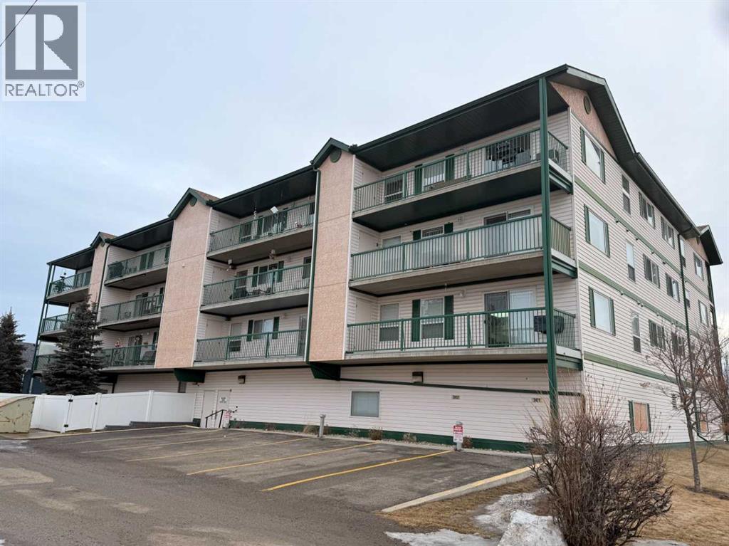 5102 48 Street, Lacombe