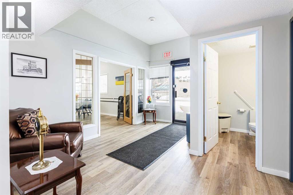 5102 48 Street, Lacombe