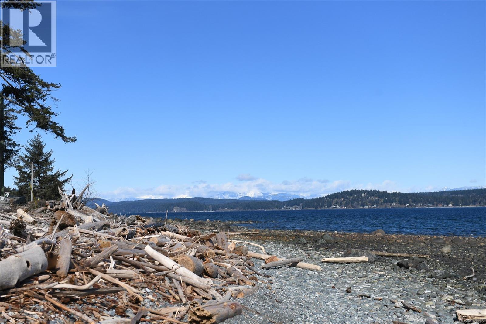 #302 536 ISLAND HWY - 30