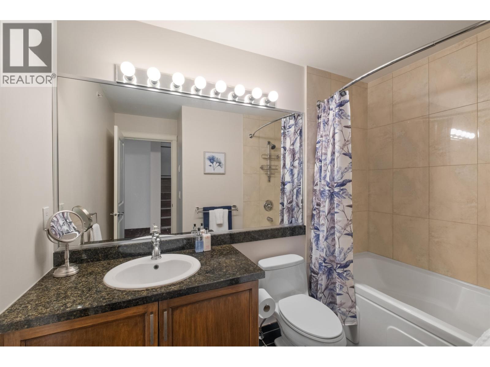 1127 ST. ANDREWS AVENUE, North Vancouver