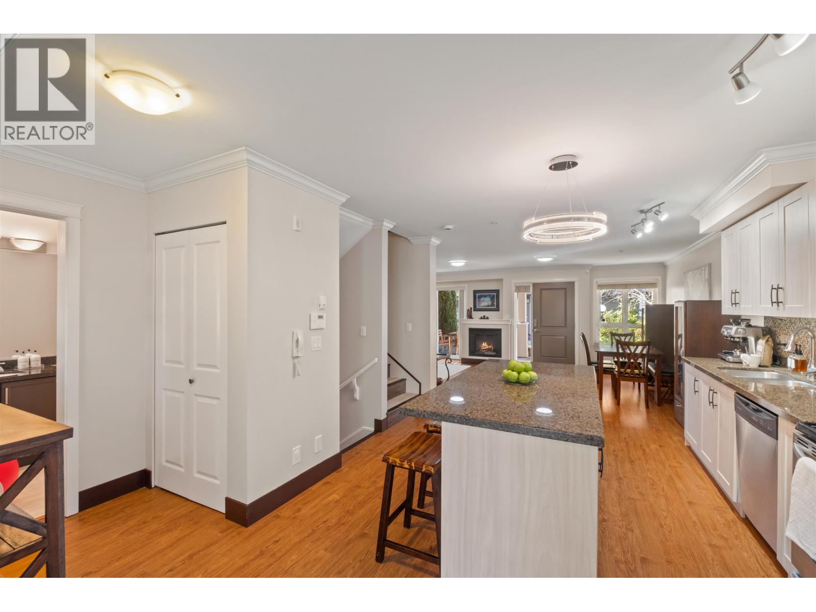 1127 ST. ANDREWS AVENUE, North Vancouver