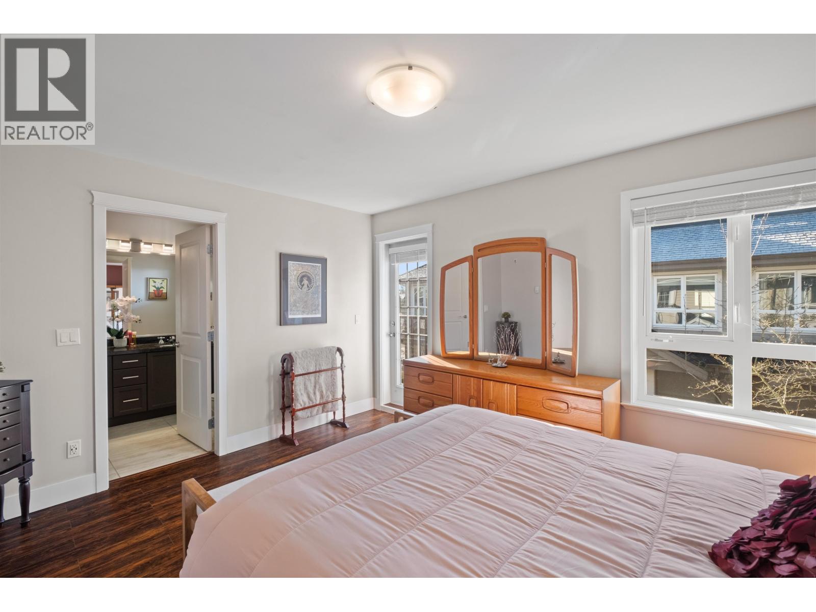 1127 ST. ANDREWS AVENUE, North Vancouver