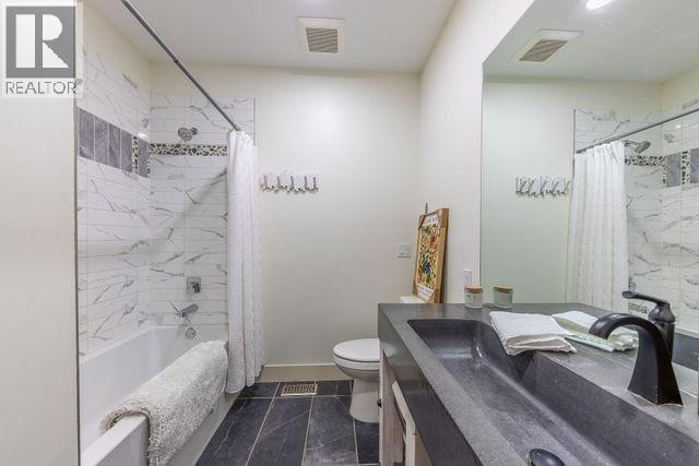 2449 Centennial Drive - 26