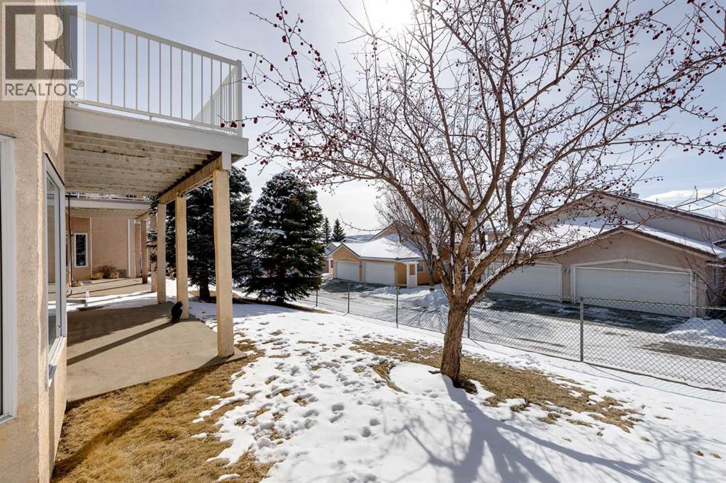 Single Family House Bungalow for Sale in  Scimitar Circle NW Scenic Acres Calgary 