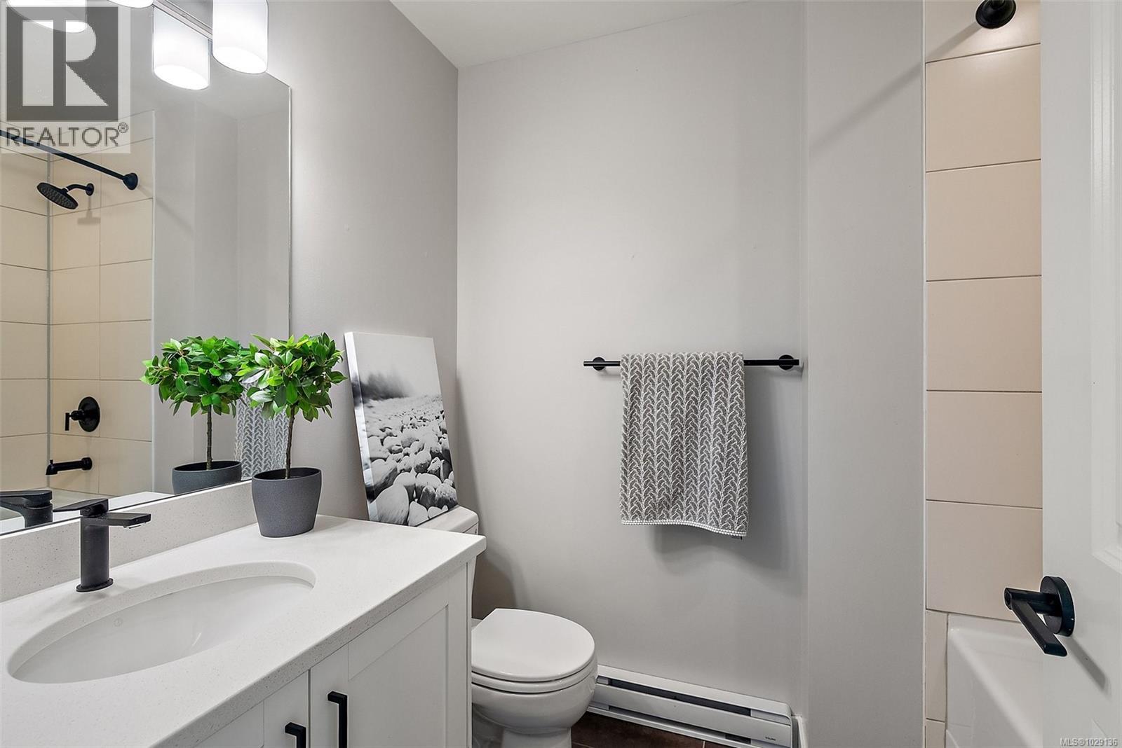 403 844 Goldstream Ave, Langford