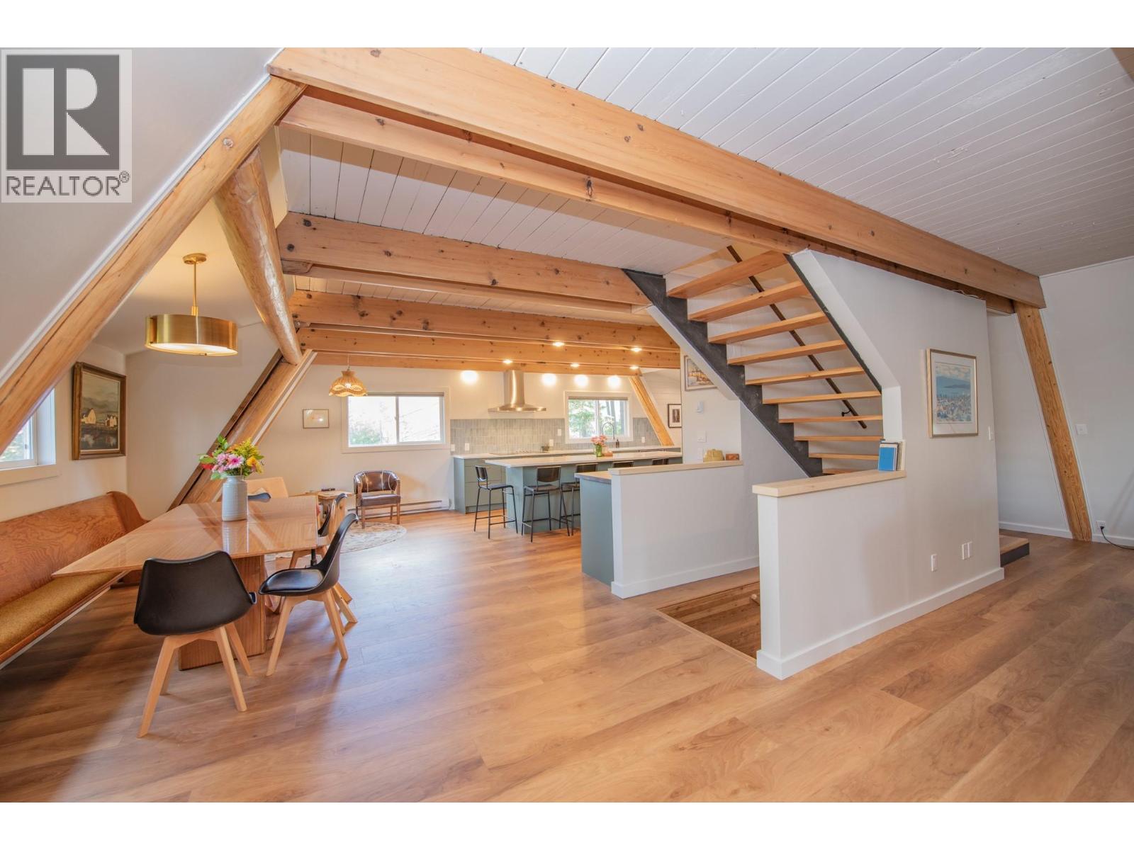 2180 Catt Avenue, Lumby