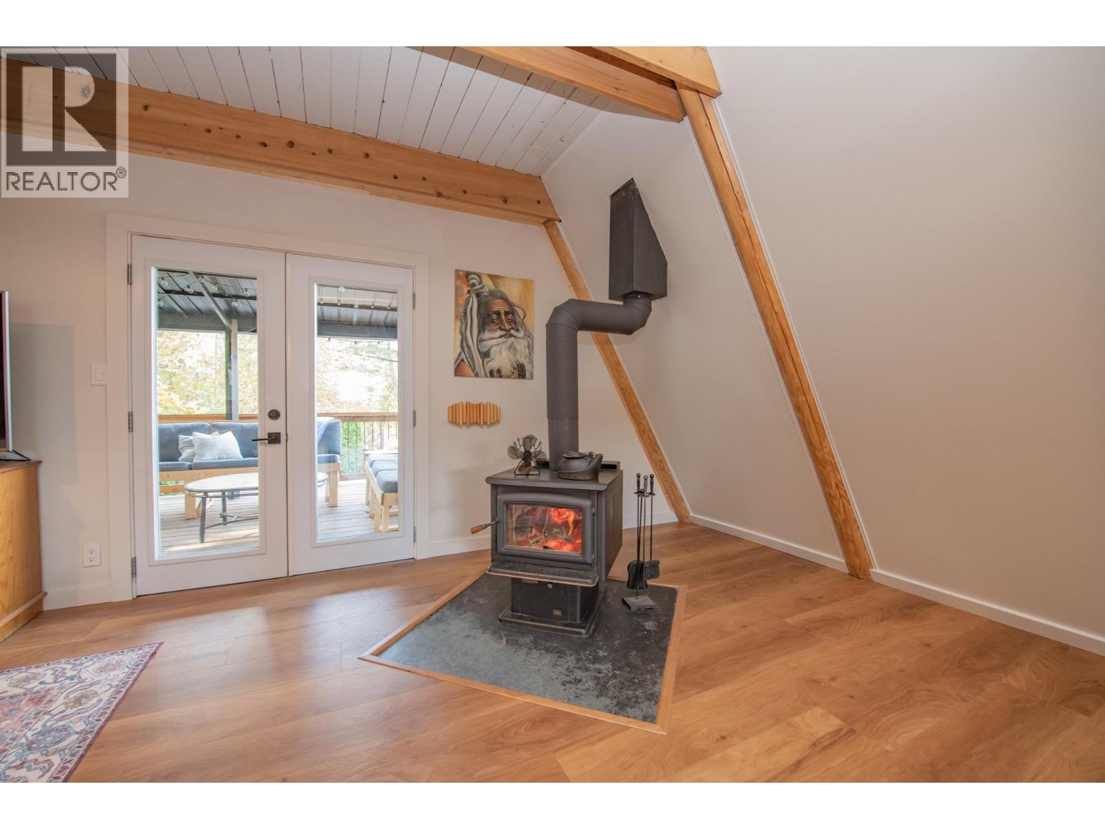 2180 Catt Avenue, Lumby