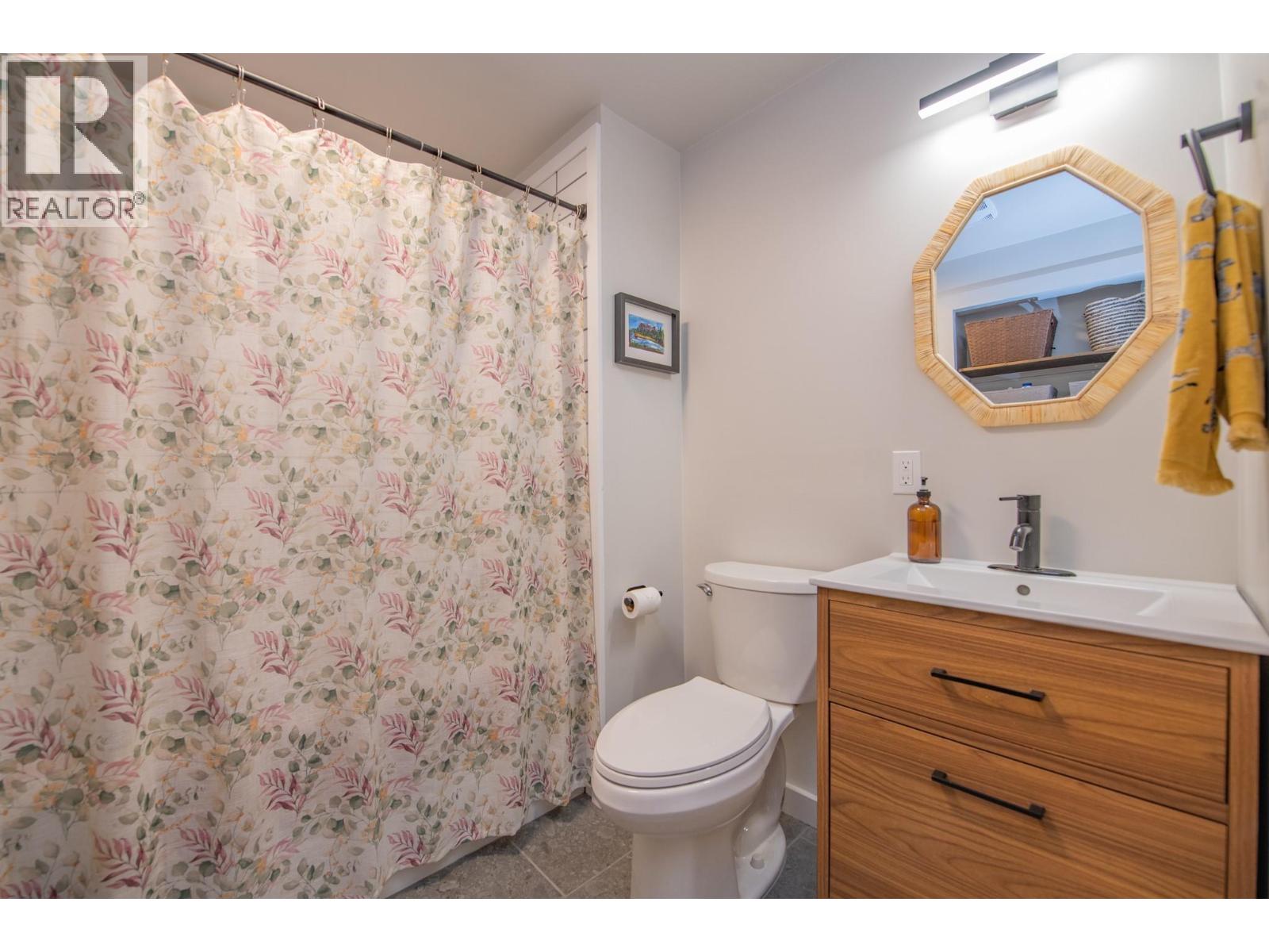 2180 Catt Avenue, Lumby