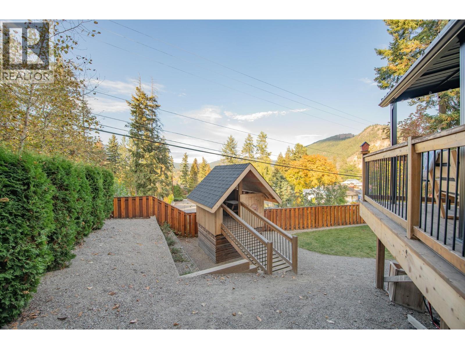 2180 Catt Avenue, Lumby