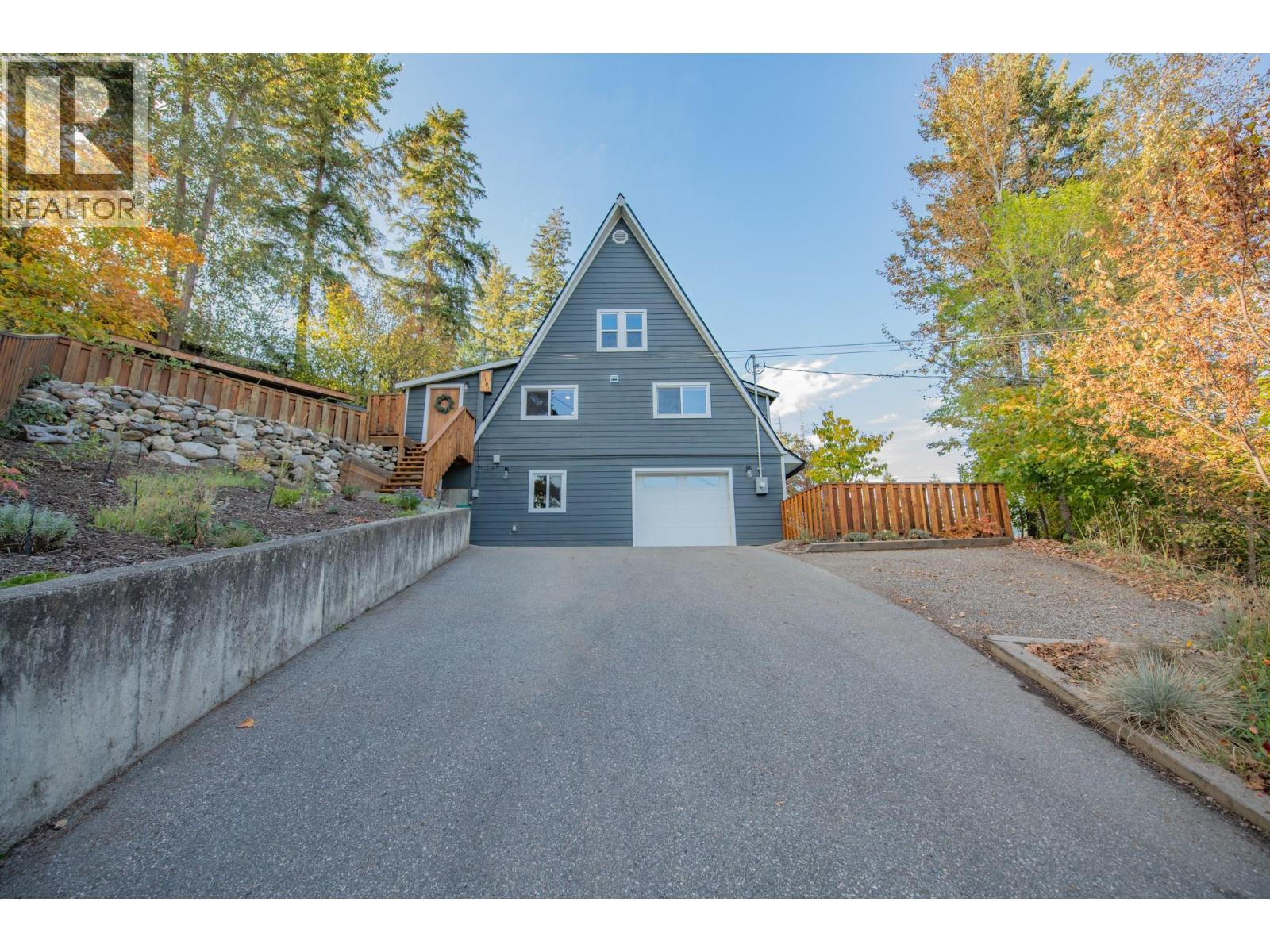 2180 Catt Avenue, Lumby