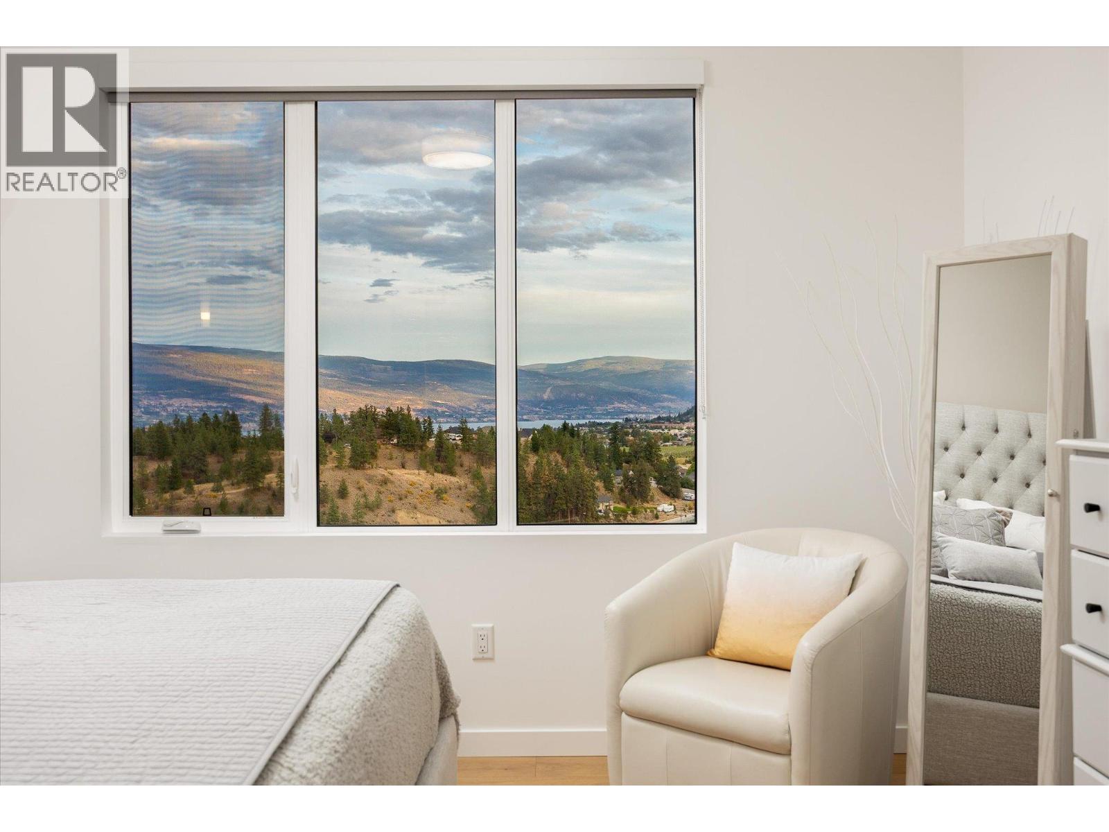 17499 Sanborn Street, Summerland