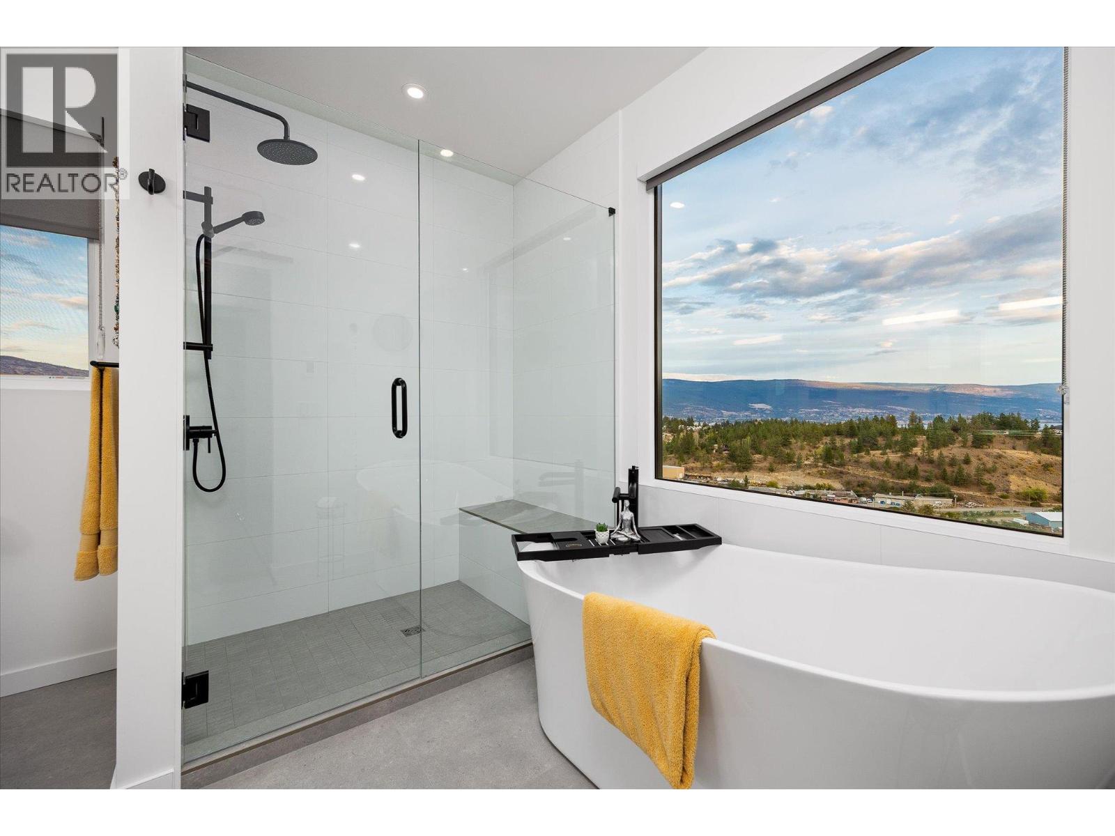 17499 Sanborn Street, Summerland