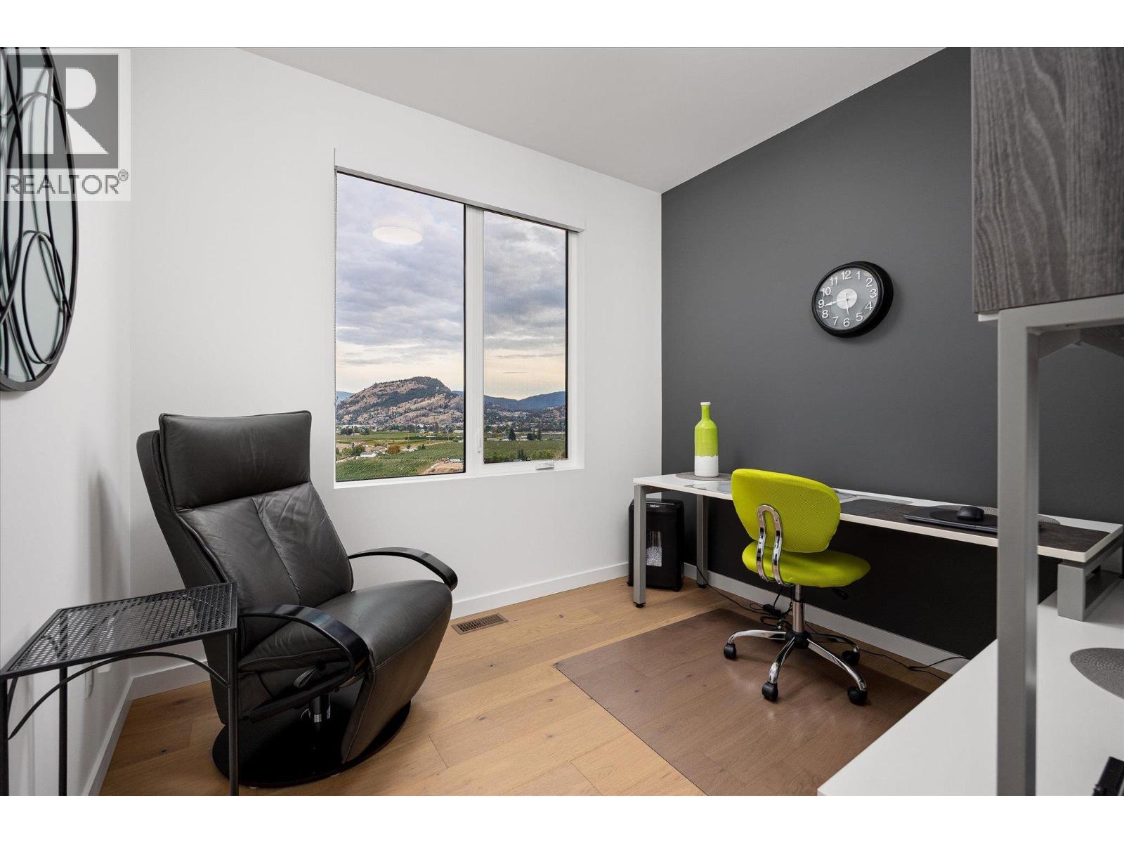 17499 Sanborn Street, Summerland