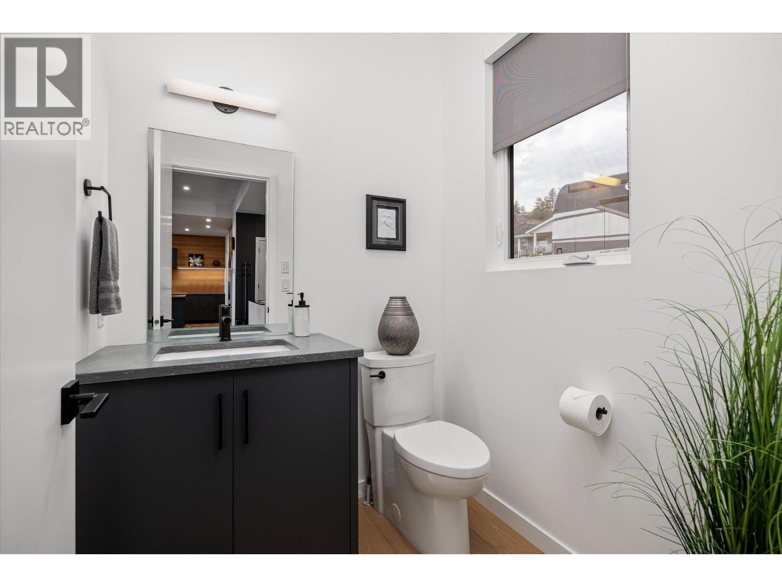 17499 Sanborn Street, Summerland