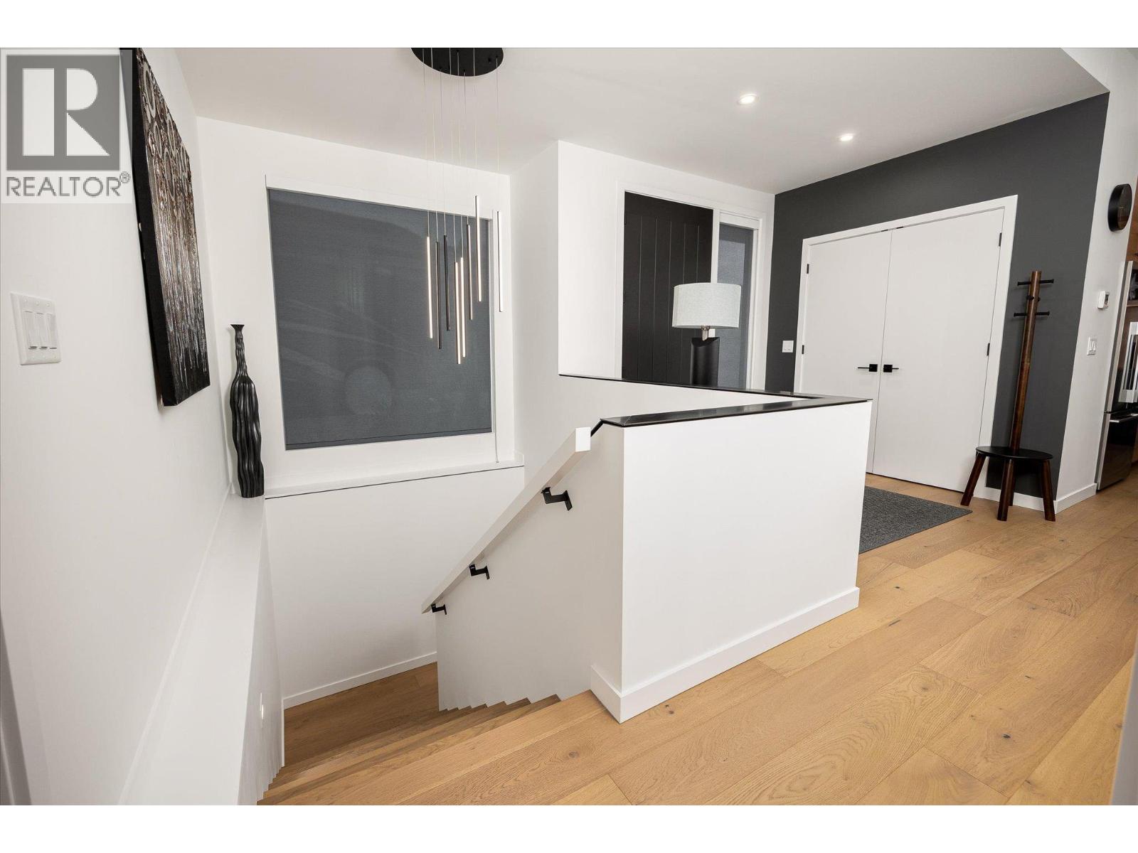 17499 Sanborn Street, Summerland