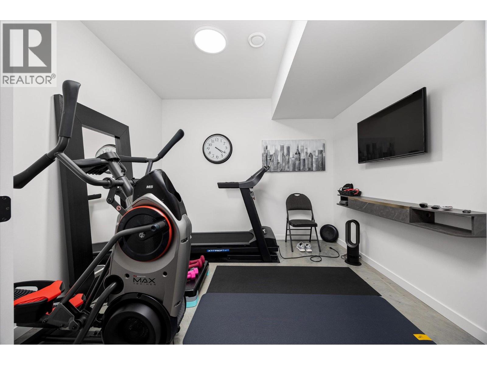 17499 Sanborn Street, Summerland