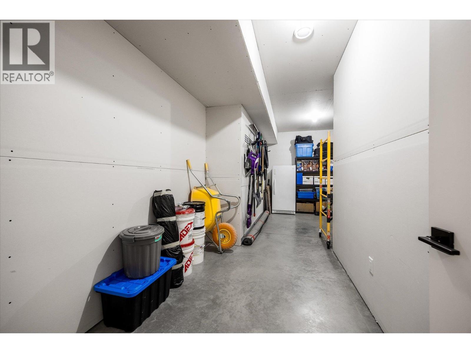 17499 Sanborn Street, Summerland