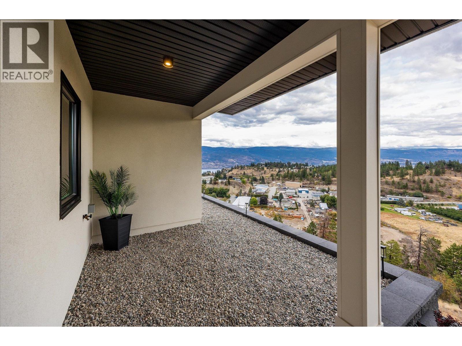 17499 Sanborn Street - 47