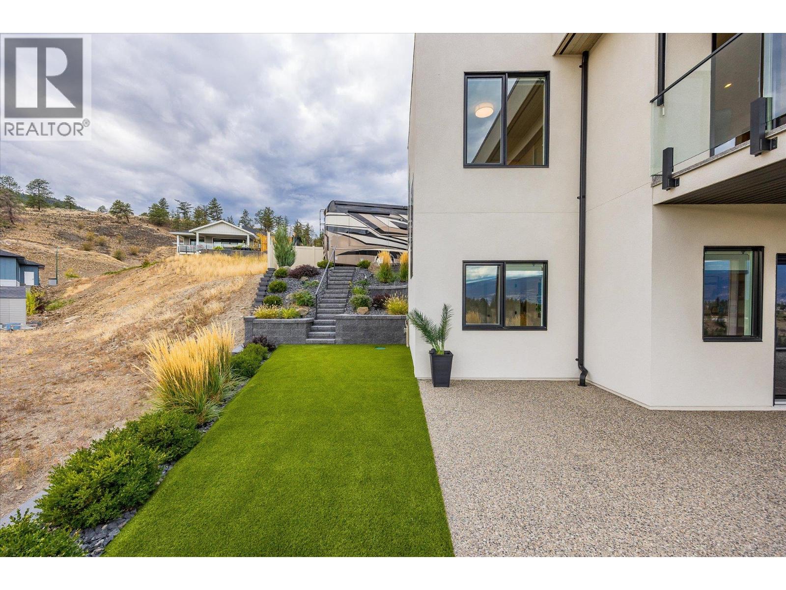 17499 Sanborn Street, Summerland