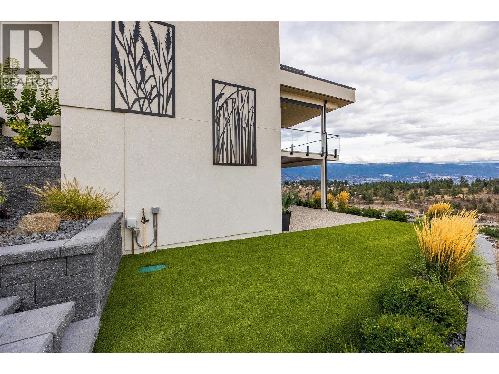 17499 Sanborn Street, Summerland