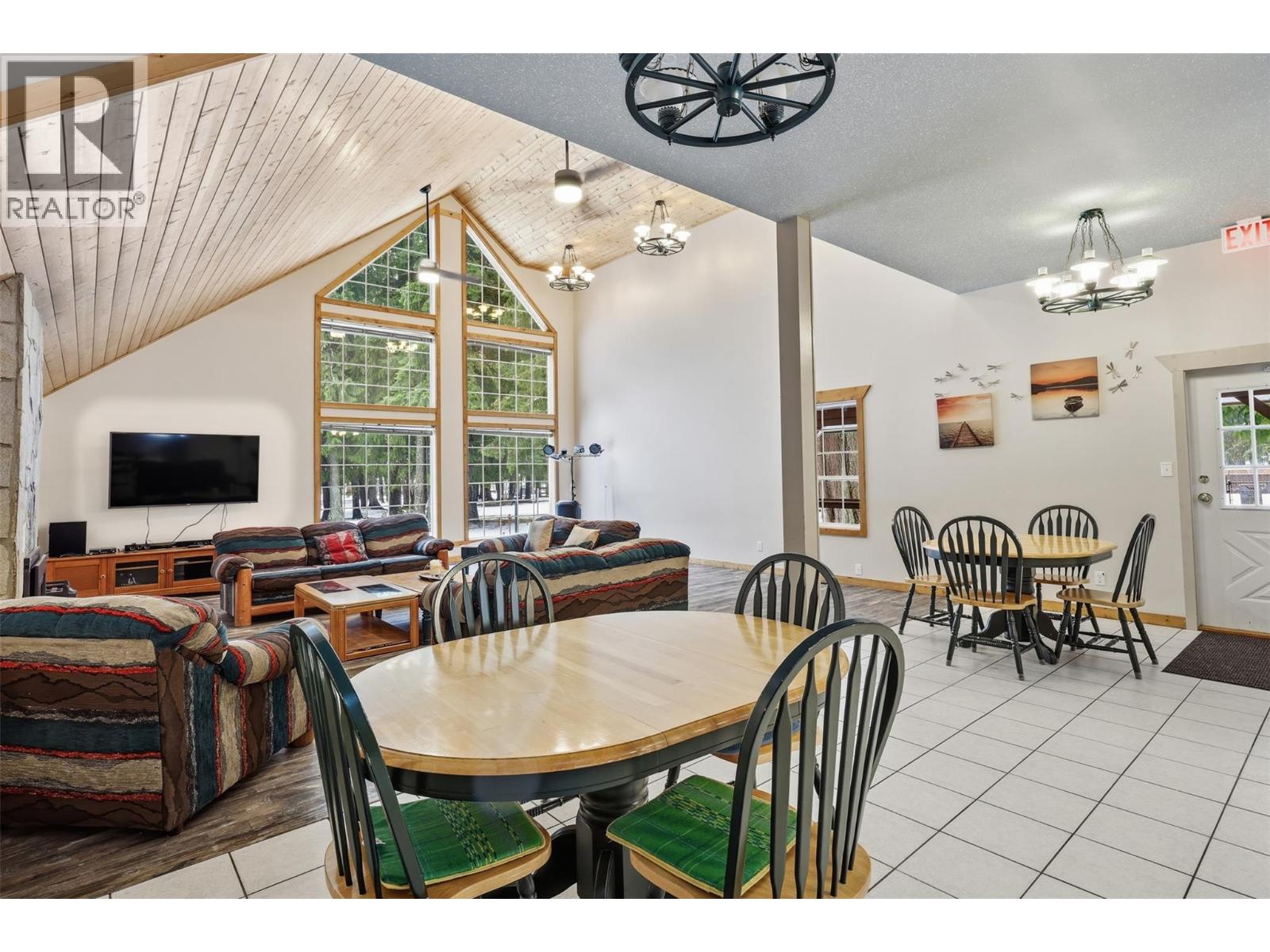 3980 SQUILAX ANGLEMONT Road Unit# 228, Scotch Creek