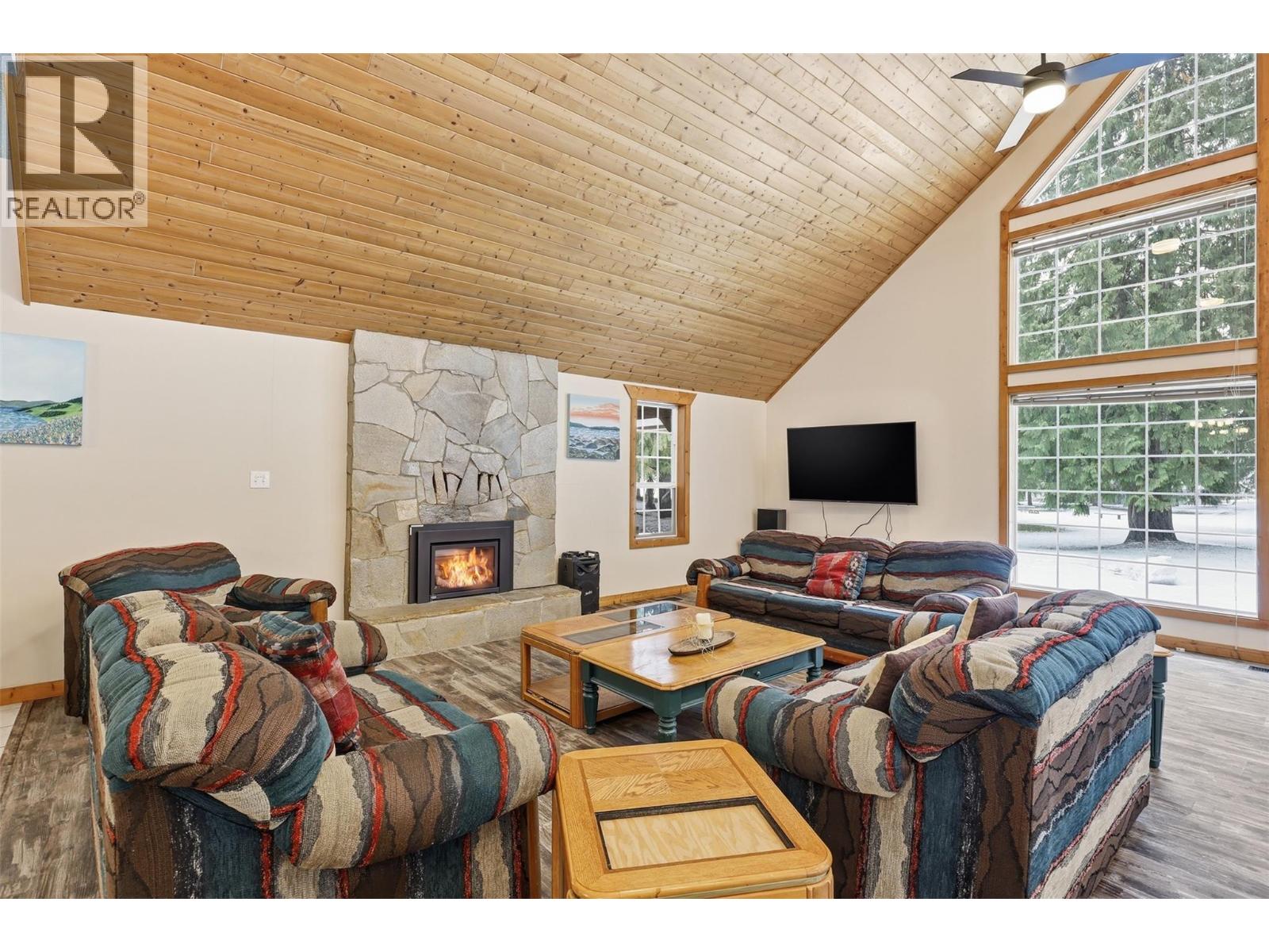 3980 SQUILAX ANGLEMONT Road Unit# 228, Scotch Creek