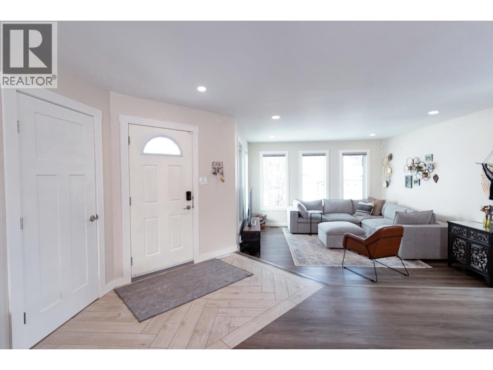 10519 114 AVENUE, Fort St. John