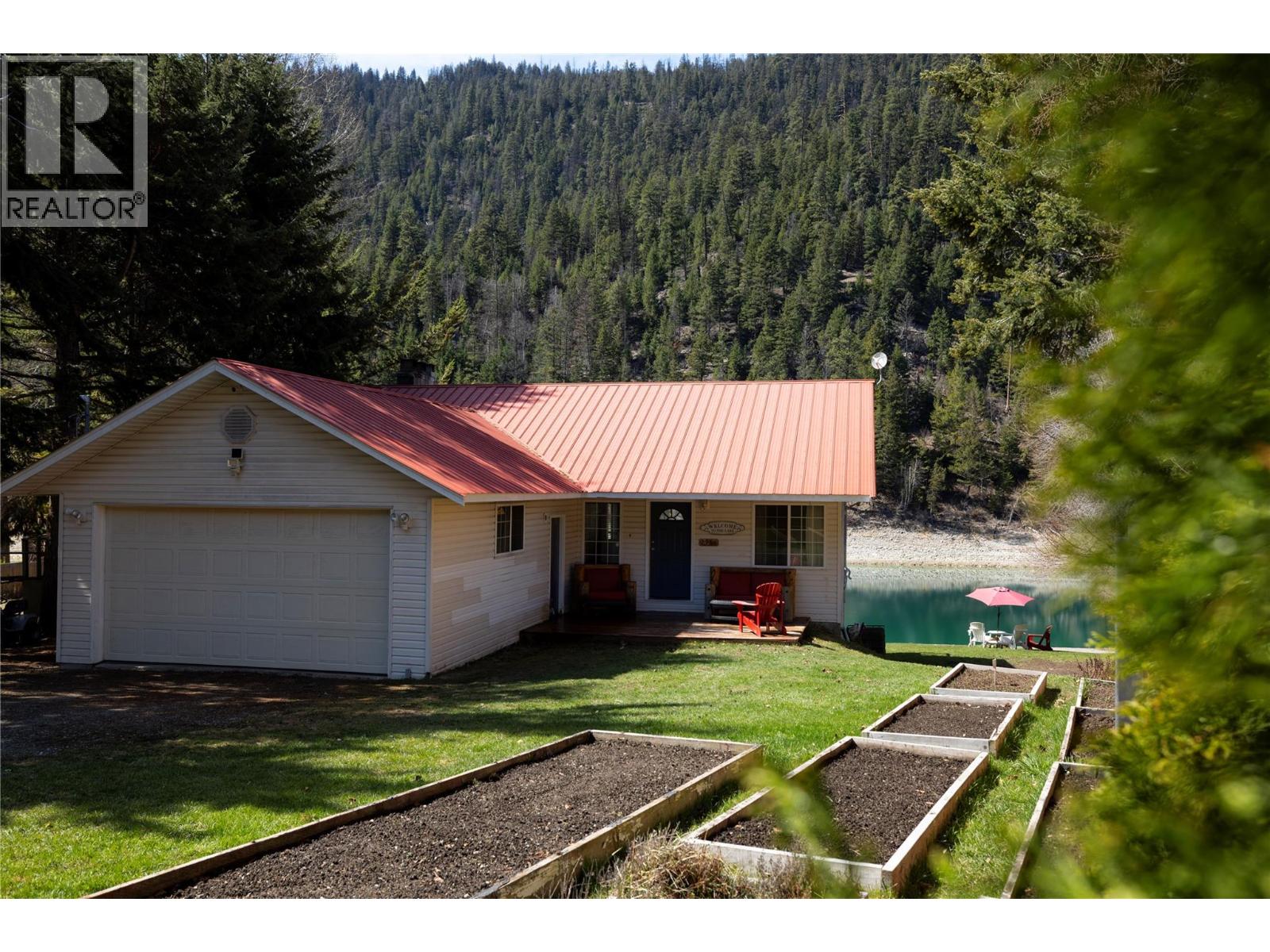 2966 Allison Lake Road, Princeton