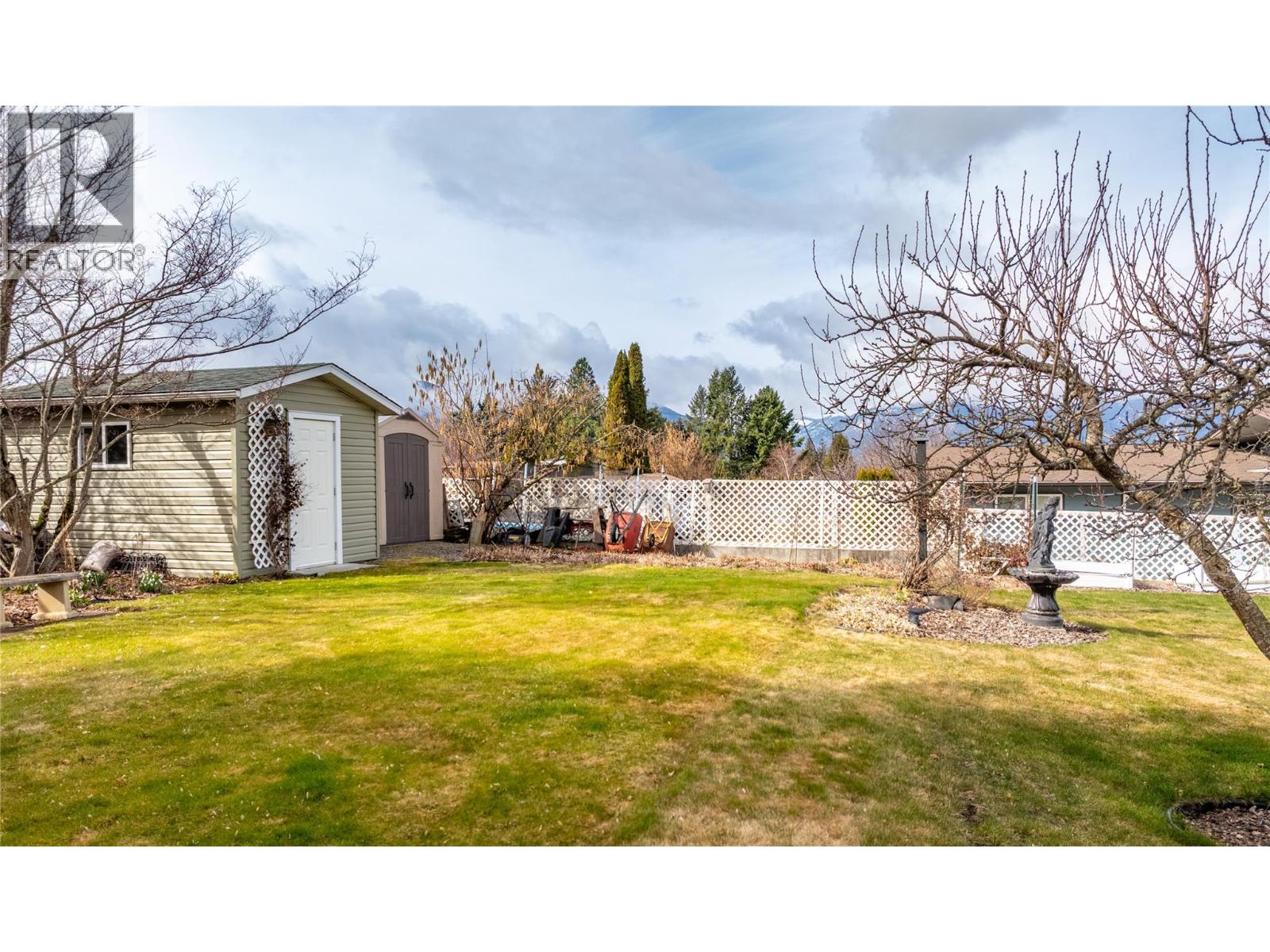2323 Birch Street, Creston