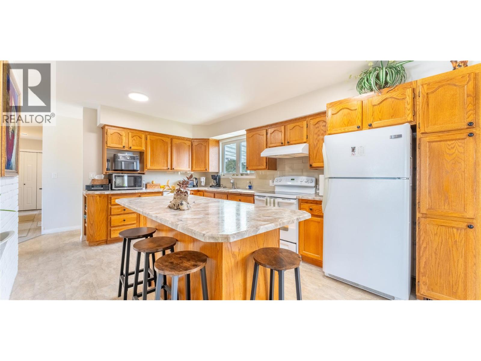 2323 Birch Street, Creston