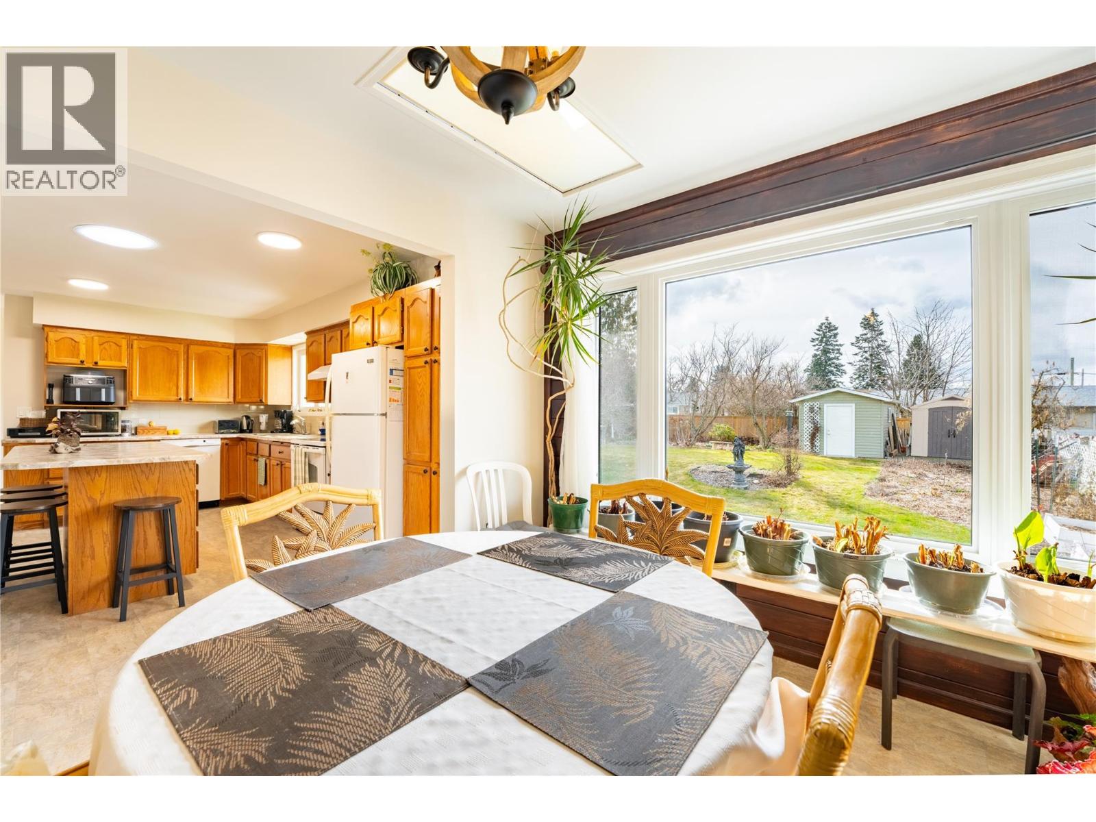 2323 Birch Street, Creston