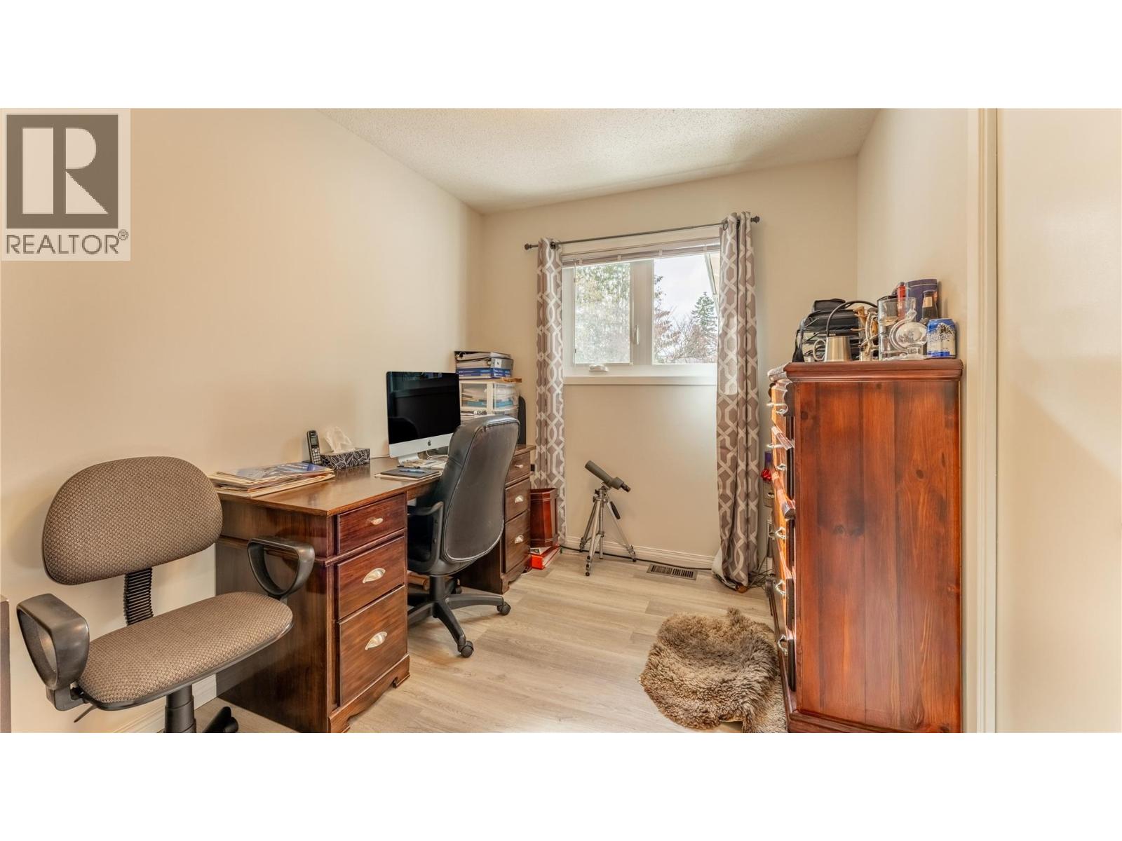 2323 Birch Street, Creston