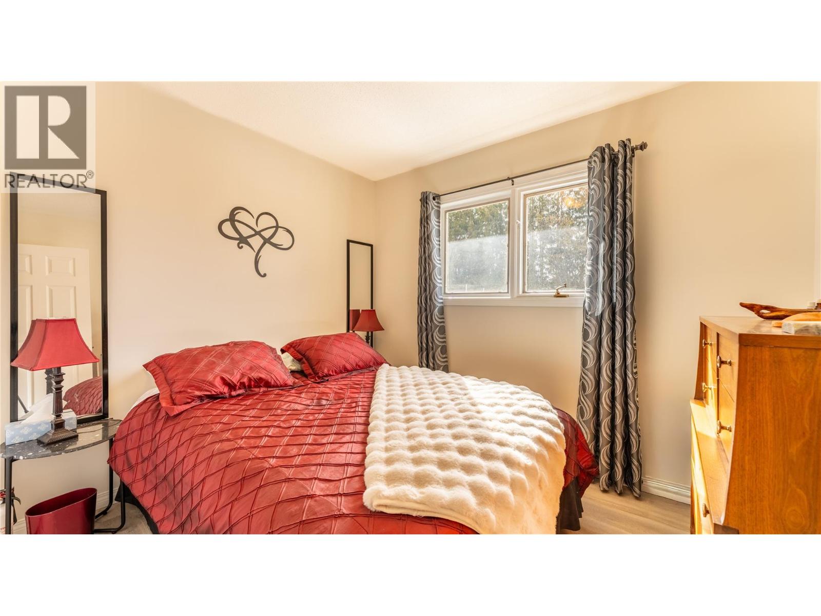 2323 Birch Street, Creston