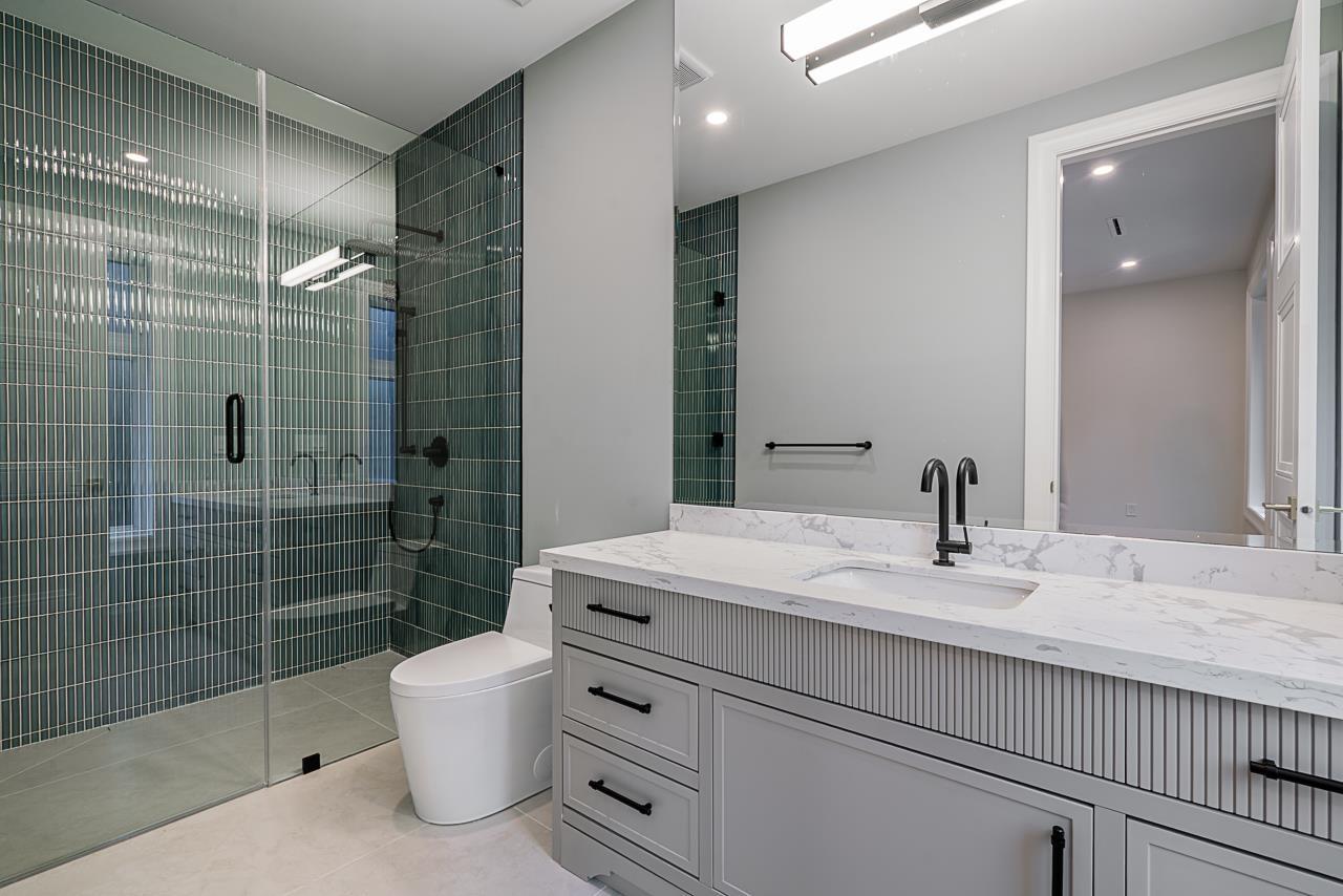 2533 141 STREET, Surrey