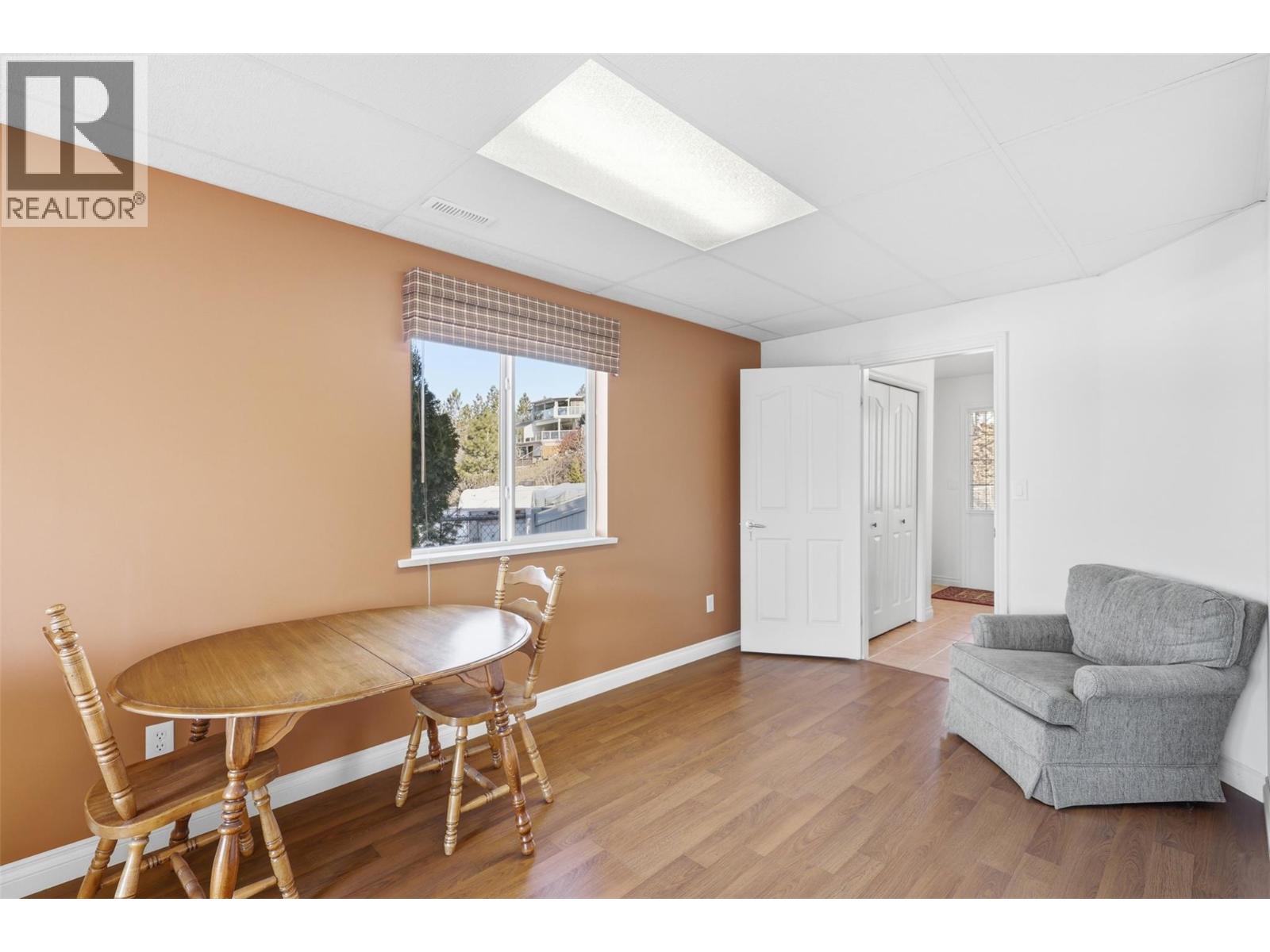 #18 2210 QU'APPELLE BOULEVARD - 28