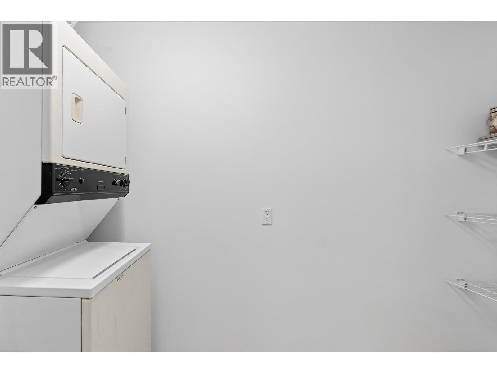 403 22351 ST ANNE AVENUE, Maple Ridge