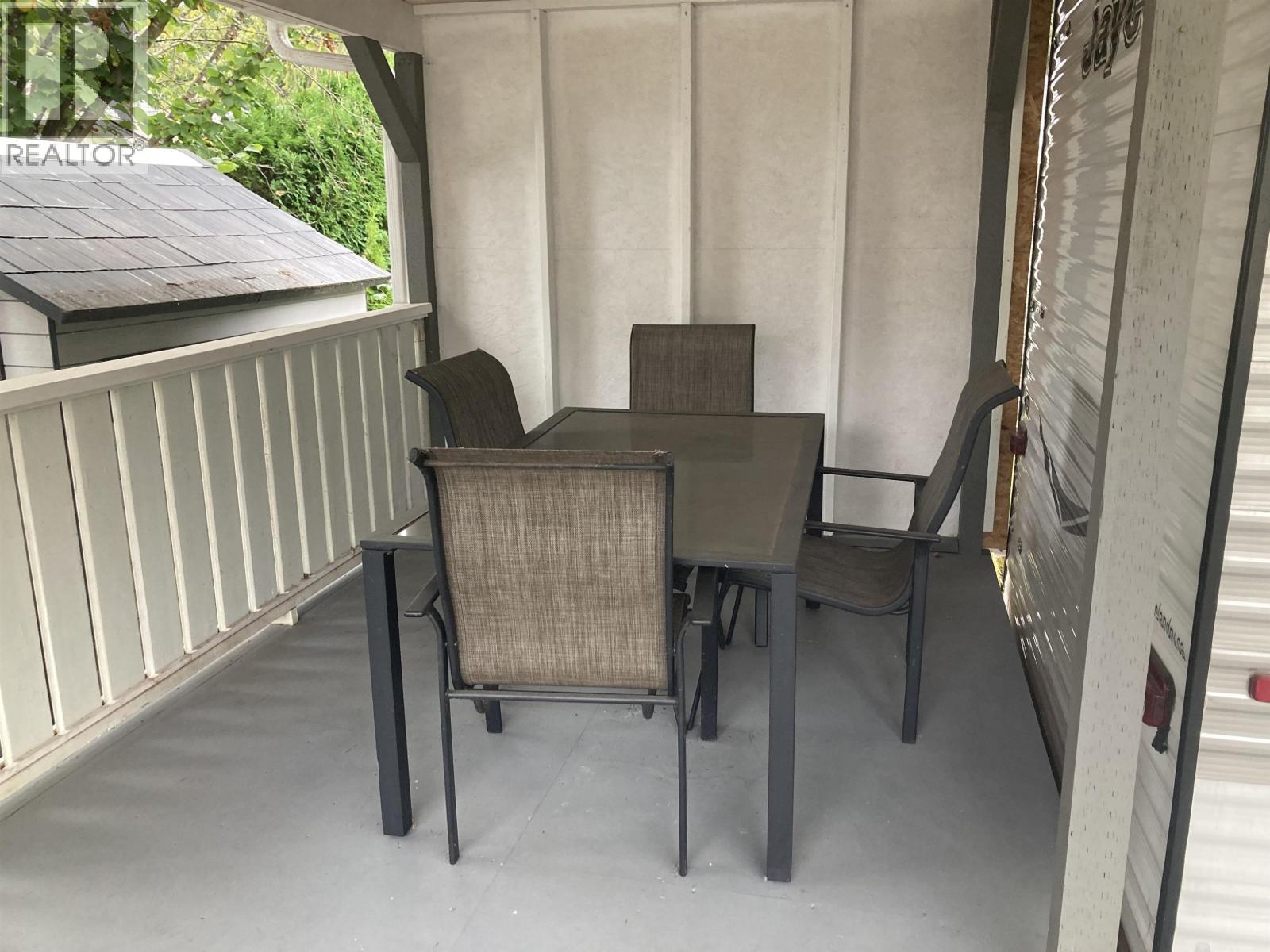 247 TOMAHAWK AVENUE, West Vancouver