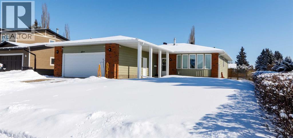 7 Berry Avenue, Red Deer