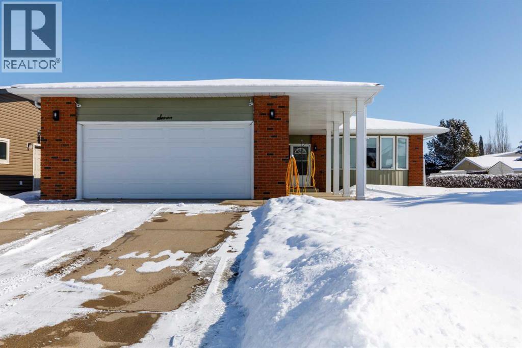 7 Berry Avenue, Red Deer