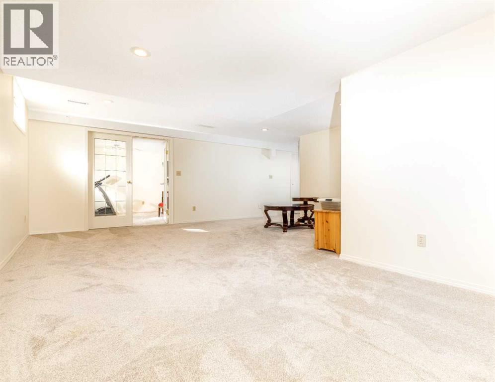 7 Berry Avenue, Red Deer