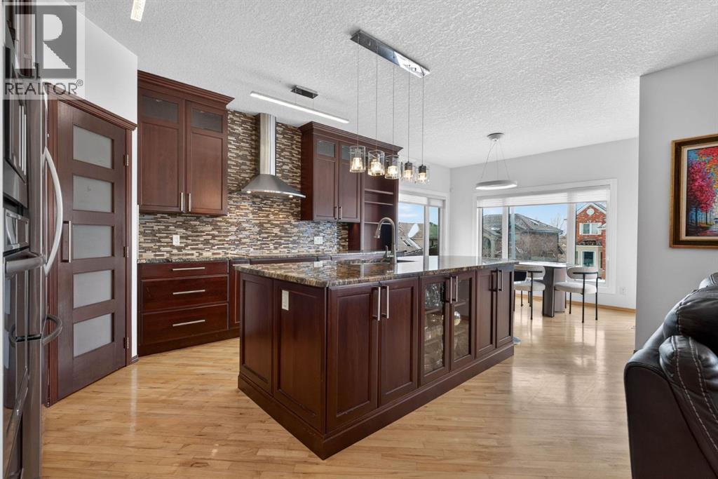 Single Family House Bungalow for Sale in  Sienna Ridge Landing SW Signal Hill Calgary 