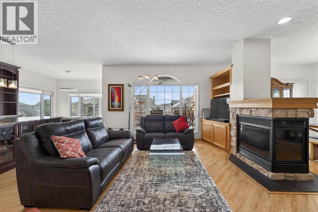 Single Family House Bungalow for Sale in  Sienna Ridge Landing SW Signal Hill Calgary 