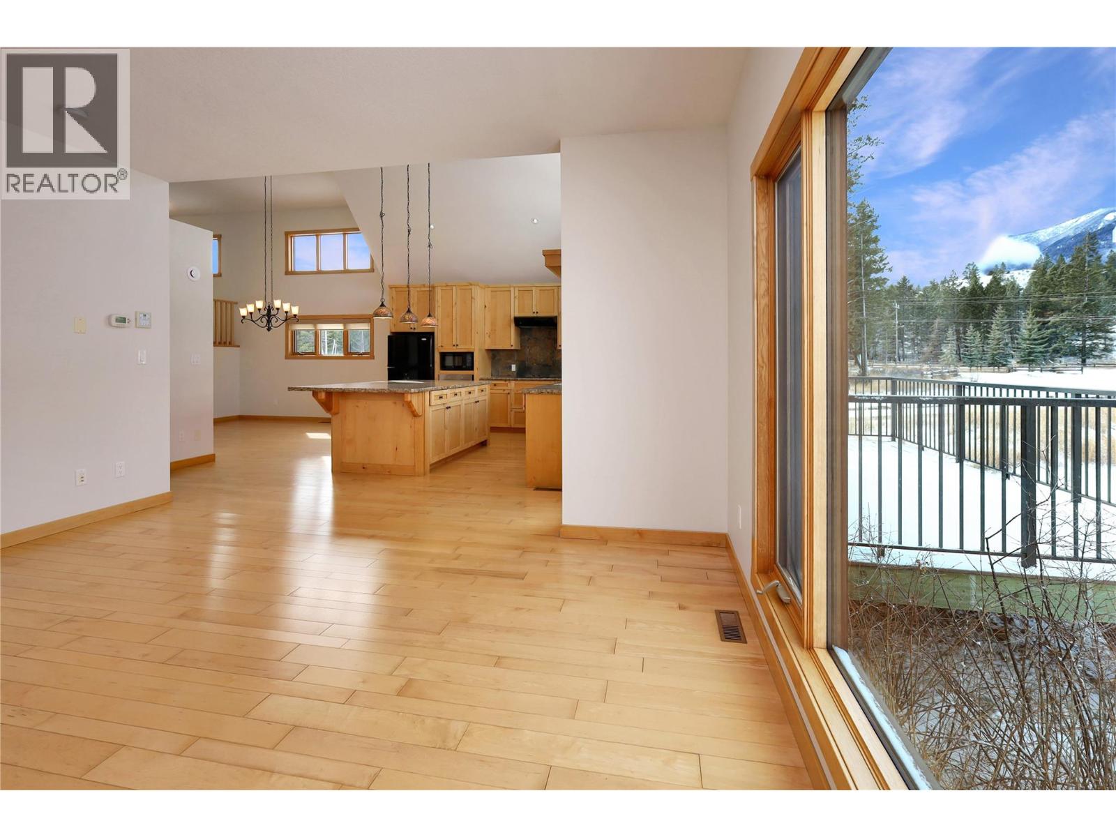 6800 COLUMBIA LAKE Road Unit# 21, Fairmont Hot Springs