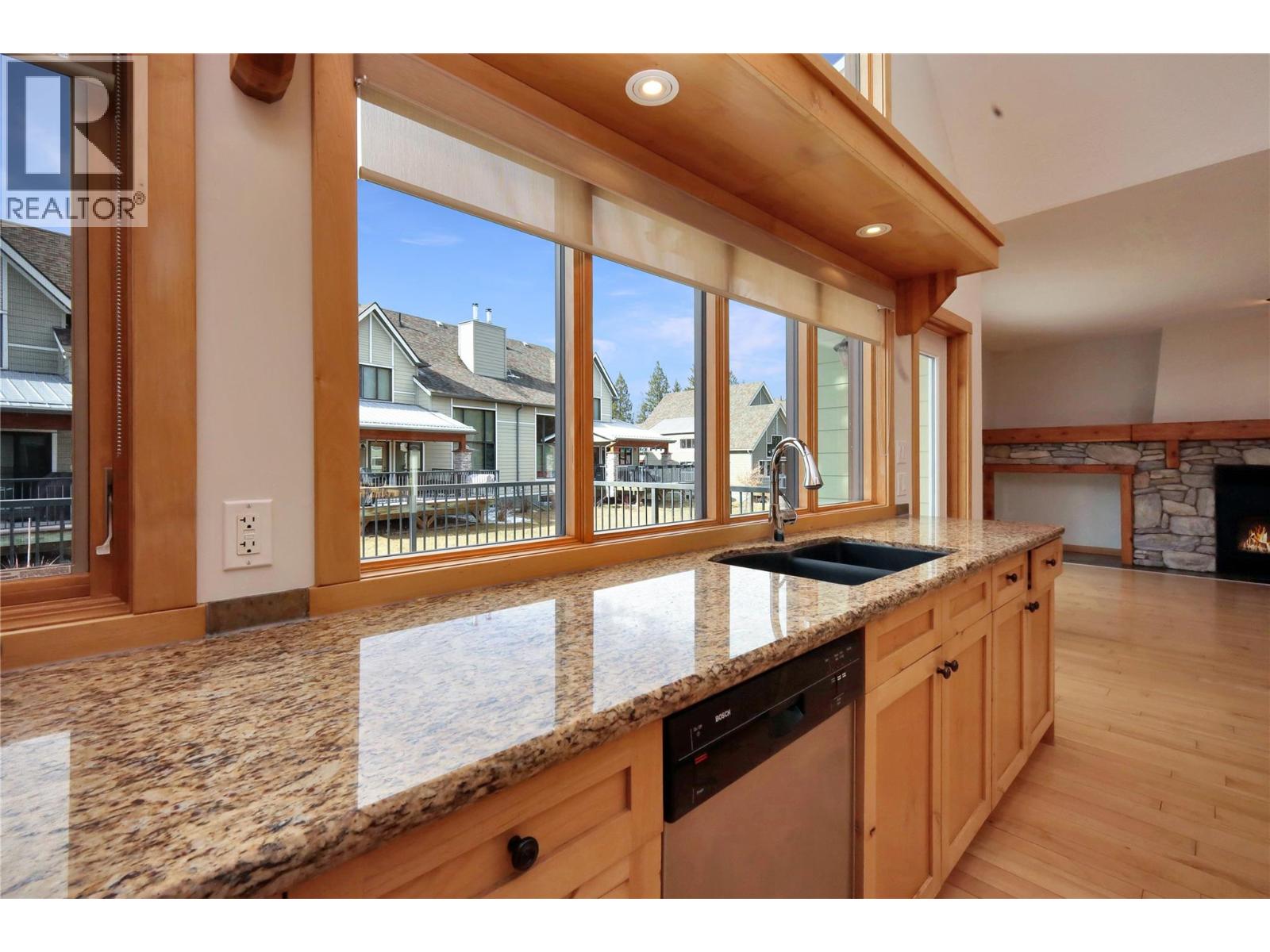 6800 COLUMBIA LAKE Road Unit# 21, Fairmont Hot Springs